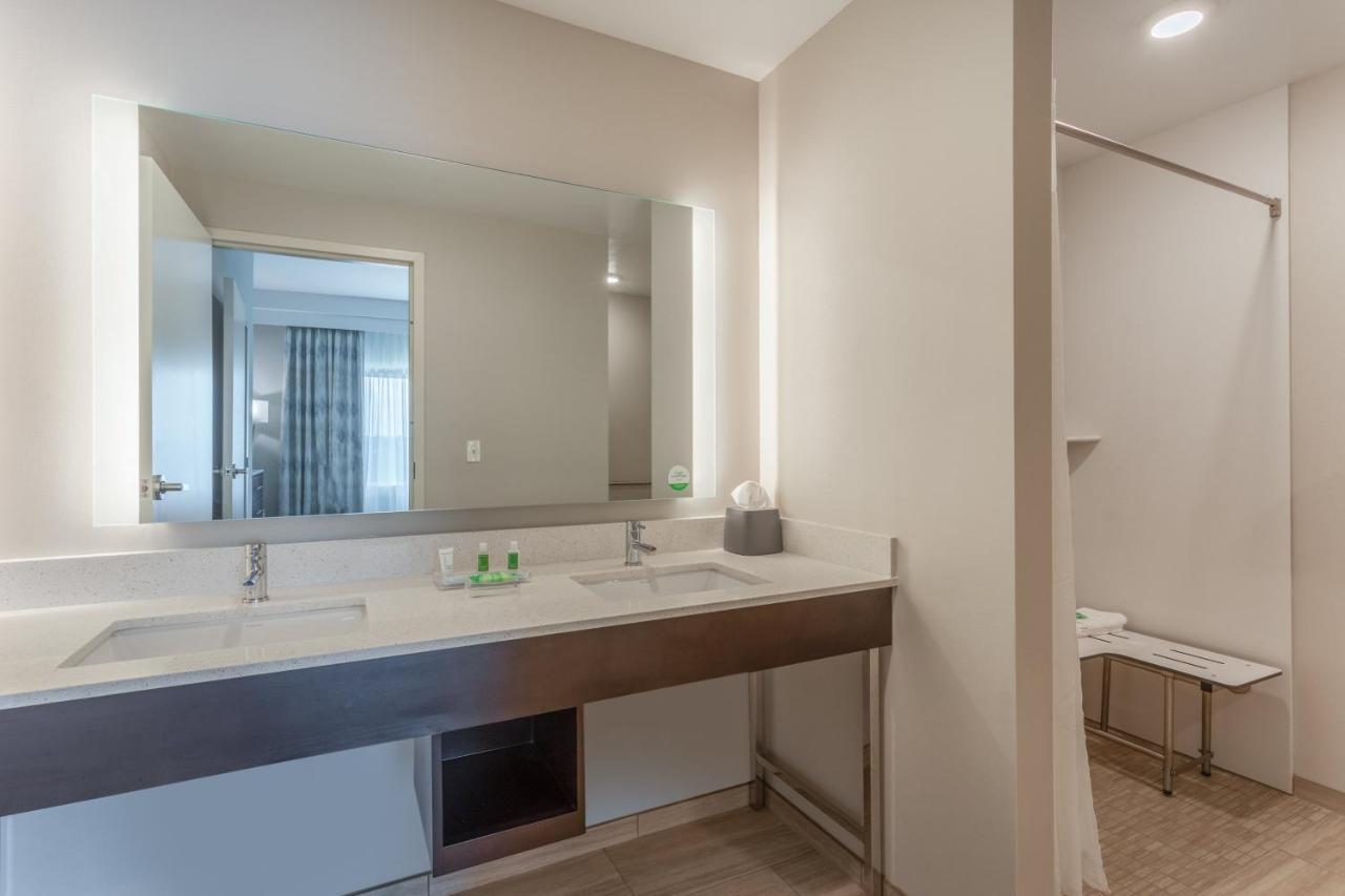 Holiday Inn & Suites - Jefferson City By Ihg Ngoại thất bức ảnh